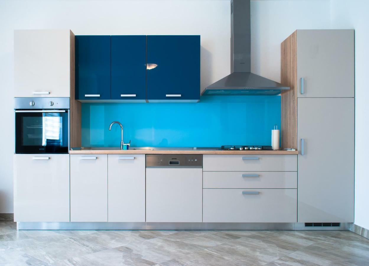 Iva Apartment Kaštela Екстериор снимка