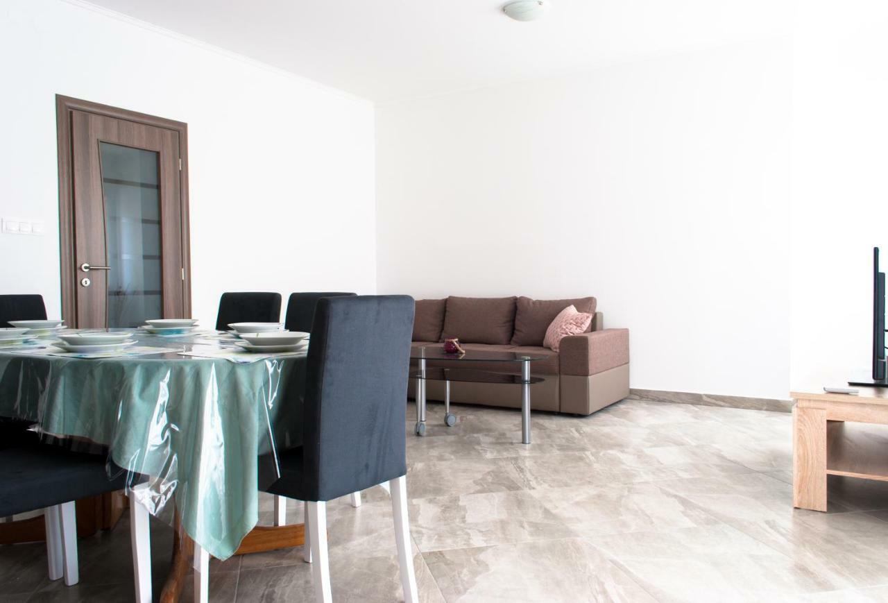 Iva Apartment Kaštela Екстериор снимка