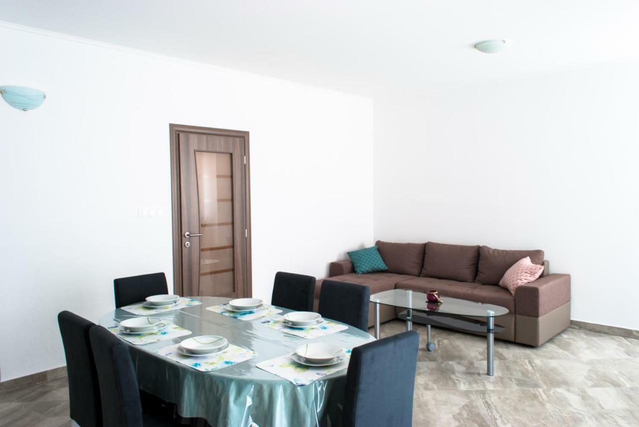 Iva Apartment Kaštela Екстериор снимка